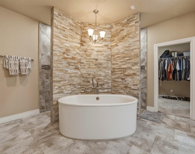 187 Territory Dr - Photo Thumbnail 12
