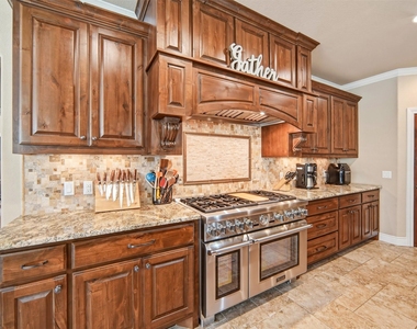 187 Territory Dr - Photo Thumbnail 15