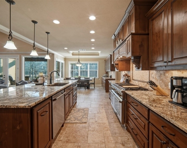 187 Territory Dr - Photo Thumbnail 16