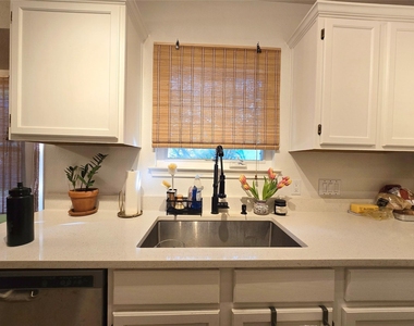 2303 Darnell Dr - Photo Thumbnail 23