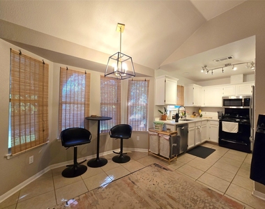 2303 Darnell Dr - Photo Thumbnail 26