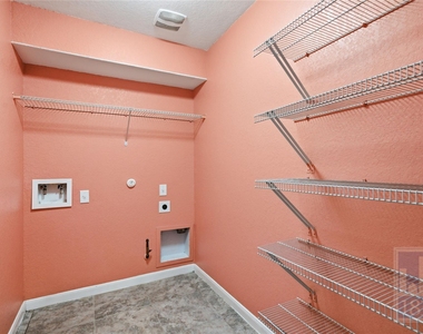 432 Thunderstorm Ave - Photo Thumbnail 18