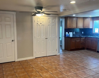 6405 Torres St - Photo Thumbnail 7