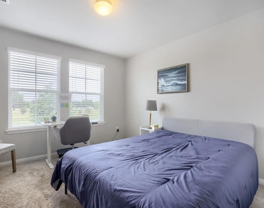 525 N Heatherwilde Blvd - Photo Thumbnail 14