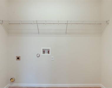 11716 Dunblane Way - Photo Thumbnail 16