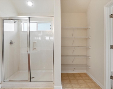 11716 Dunblane Way - Photo Thumbnail 23
