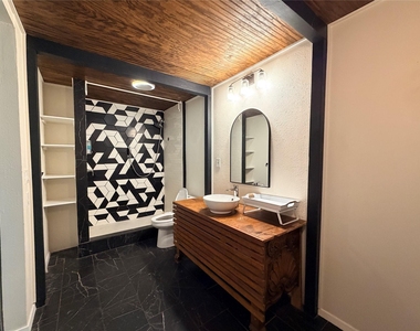 115 Spanish Oak Cir - Photo Thumbnail 21