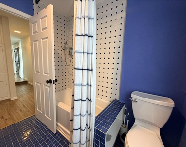 115 Spanish Oak Cir - Photo Thumbnail 17