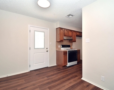 11314 Walnut Ridge Dr - Photo Thumbnail 4