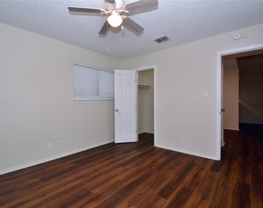 11314 Walnut Ridge Dr - Photo Thumbnail 14