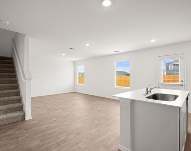 148 Garcia St - Photo Thumbnail 4