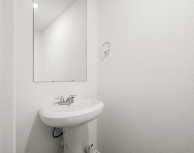 148 Garcia St - Photo Thumbnail 3