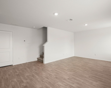 148 Garcia St - Photo Thumbnail 6