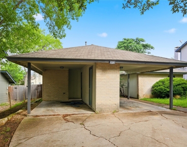 2412 Burleson Ct - Photo Thumbnail 15