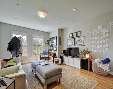 2102 Enfield Rd - Photo Thumbnail 3