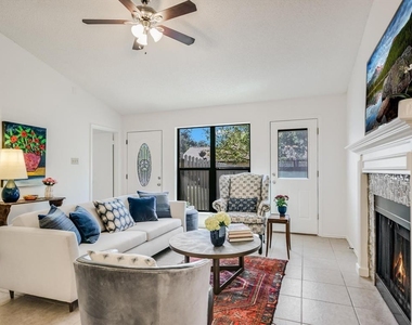439 Sailmaster St - Photo Thumbnail 4