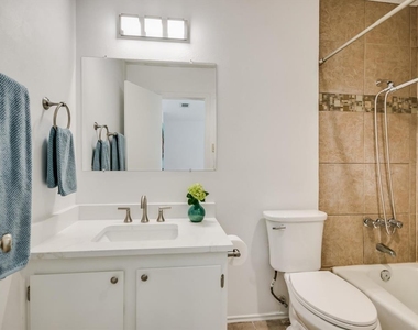 439 Sailmaster St - Photo Thumbnail 12