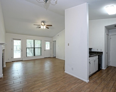 439 Sailmaster St - Photo Thumbnail 9