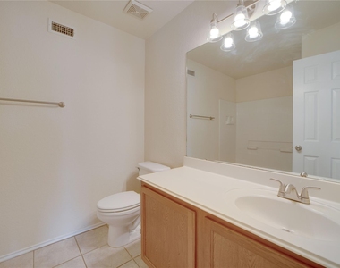 121 Park Ln - Photo Thumbnail 28