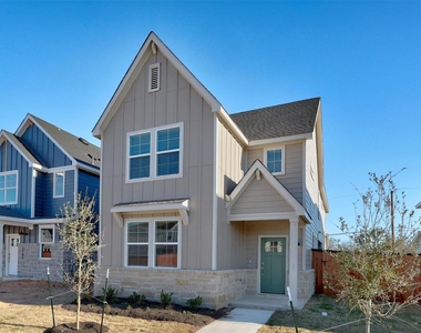 2301 Wallin Bradley Dr - Photo Thumbnail 1