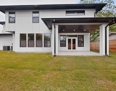5018 Highland Ct - Photo Thumbnail 24