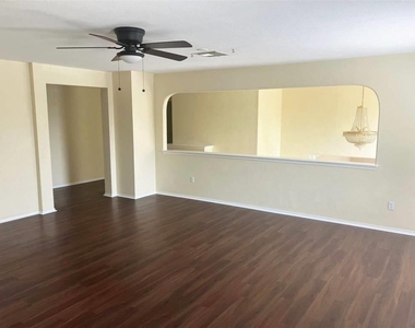 3208 Dawn Mesa Ct - Photo Thumbnail 23