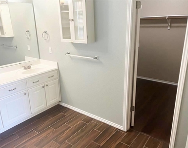 3208 Dawn Mesa Ct - Photo Thumbnail 39