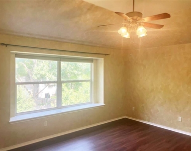 3208 Dawn Mesa Ct - Photo Thumbnail 31