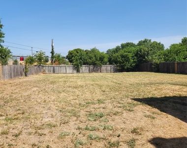 504 Texas Ave - Photo Thumbnail 17