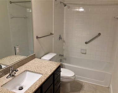 2400 Louis Henna Blvd - Photo Thumbnail 6