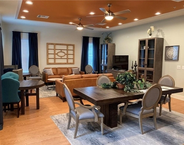 2400 Louis Henna Blvd - Photo Thumbnail 9
