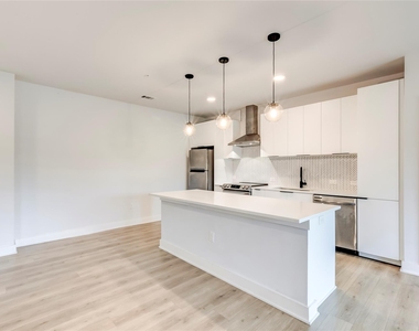 2500 Longview St - Photo Thumbnail 7