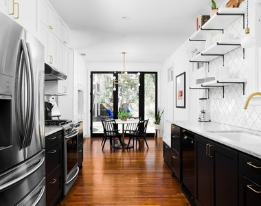 3812 Duval St - Photo Thumbnail 9
