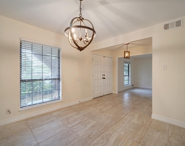 10509 Doering Ln - Photo Thumbnail 29