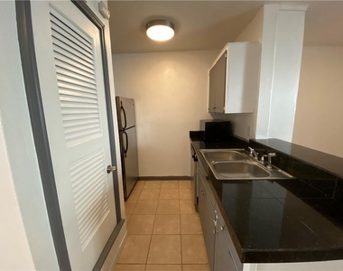 4306 Avenue A - Photo Thumbnail 8