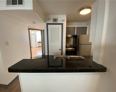 4306 Avenue A - Photo Thumbnail 9