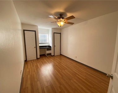 4306 Avenue A - Photo Thumbnail 10