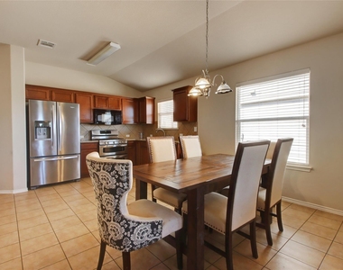 2731 Herrington Cv - Photo Thumbnail 9