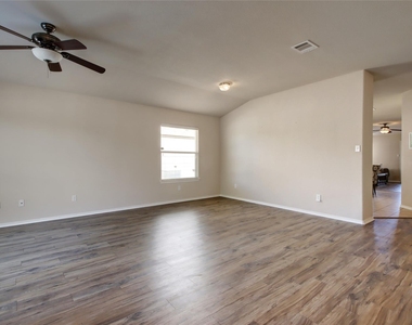 2731 Herrington Cv - Photo Thumbnail 17