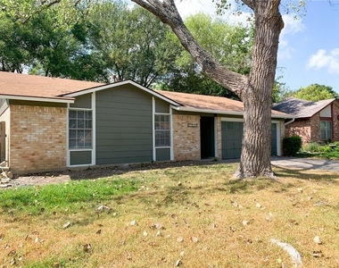 11640 Parkfield Dr - Photo Thumbnail 1
