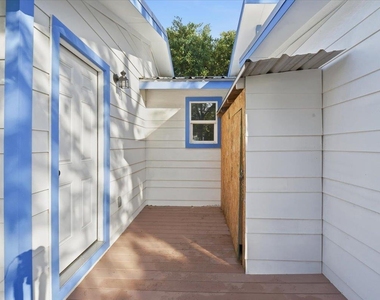 877 Yaupon Dr - Photo Thumbnail 20