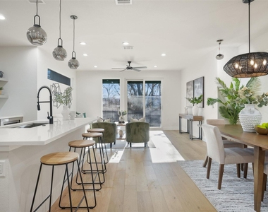 5109 Stone Gate Dr - Photo Thumbnail 6