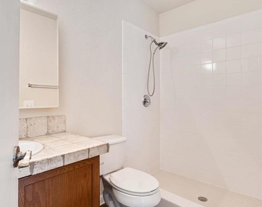 1502 Garden St - Photo Thumbnail 18
