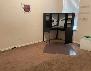 616 Garner Park Dr - Photo Thumbnail 7
