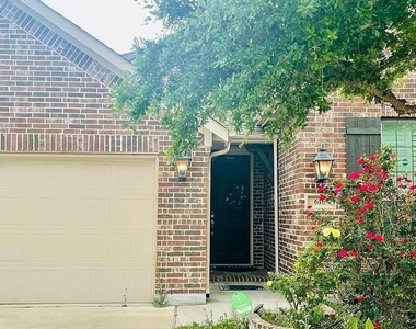 616 Garner Park Dr - Photo Thumbnail 1