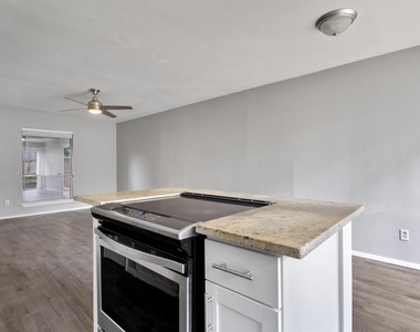 3415 Menchaca Road - Photo Thumbnail 8