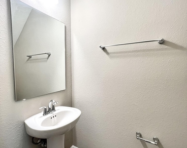 1107 Beach Dune Drive - Photo Thumbnail 10