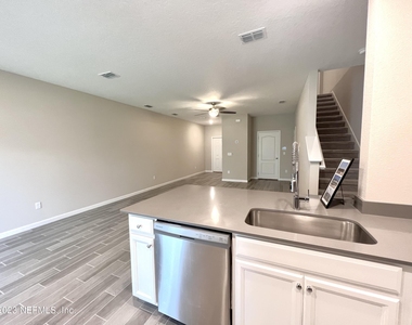1107 Beach Dune Drive - Photo Thumbnail 6