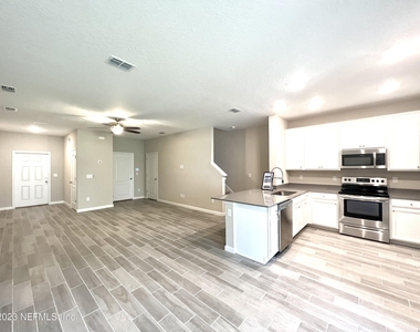 1107 Beach Dune Drive - Photo Thumbnail 9