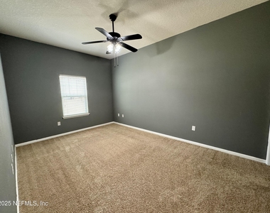 100 Brannan Place - Photo Thumbnail 11